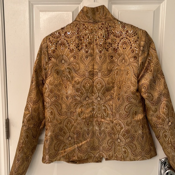 New with tags Oriental looking blazer with bling - Picture 4 of 5